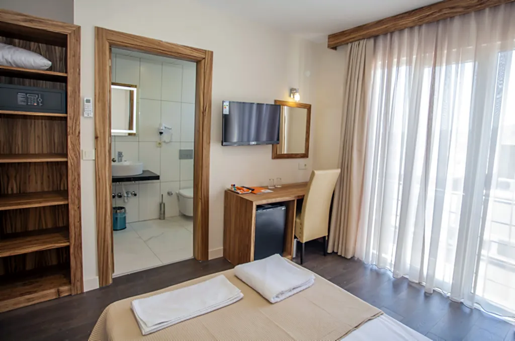 Tek Kişilik Oda — Solmaz Deluxe Otel, Çeşme
